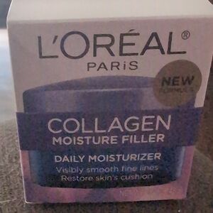 L'Oreal Collagen Moisture Filler Daily Moisturizer - Blue and White